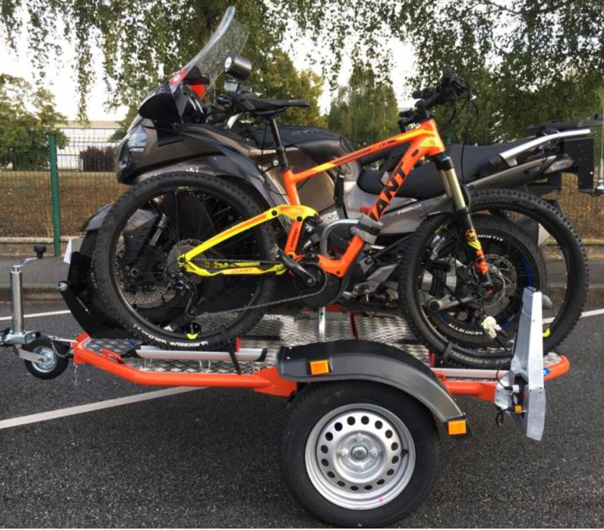 JEU DE PORTE-BICYCLETTES POUR REMORQUE UNO Matthys