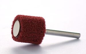 CEPILLO PARA SATINADO CON VÁSTAGO 6 MM 25 X 25 MM - FINO