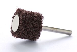 SATIN WHEEL ON 6 MM SHAFT 30 X 25 MM - COARSE