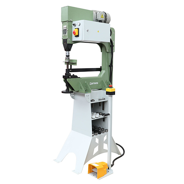 POWER HAMMER MET REGELBARE SNELHEID EN TOEBEHOREN Matthys